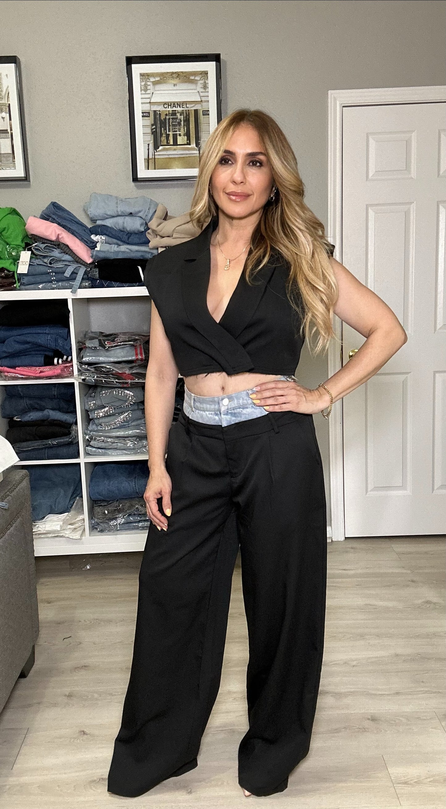 Nathie Black Cropped Vest