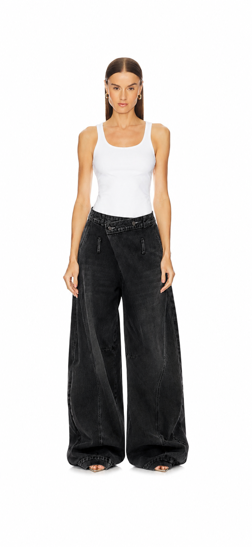 Karol Crisscrossed Baggie Jeans
