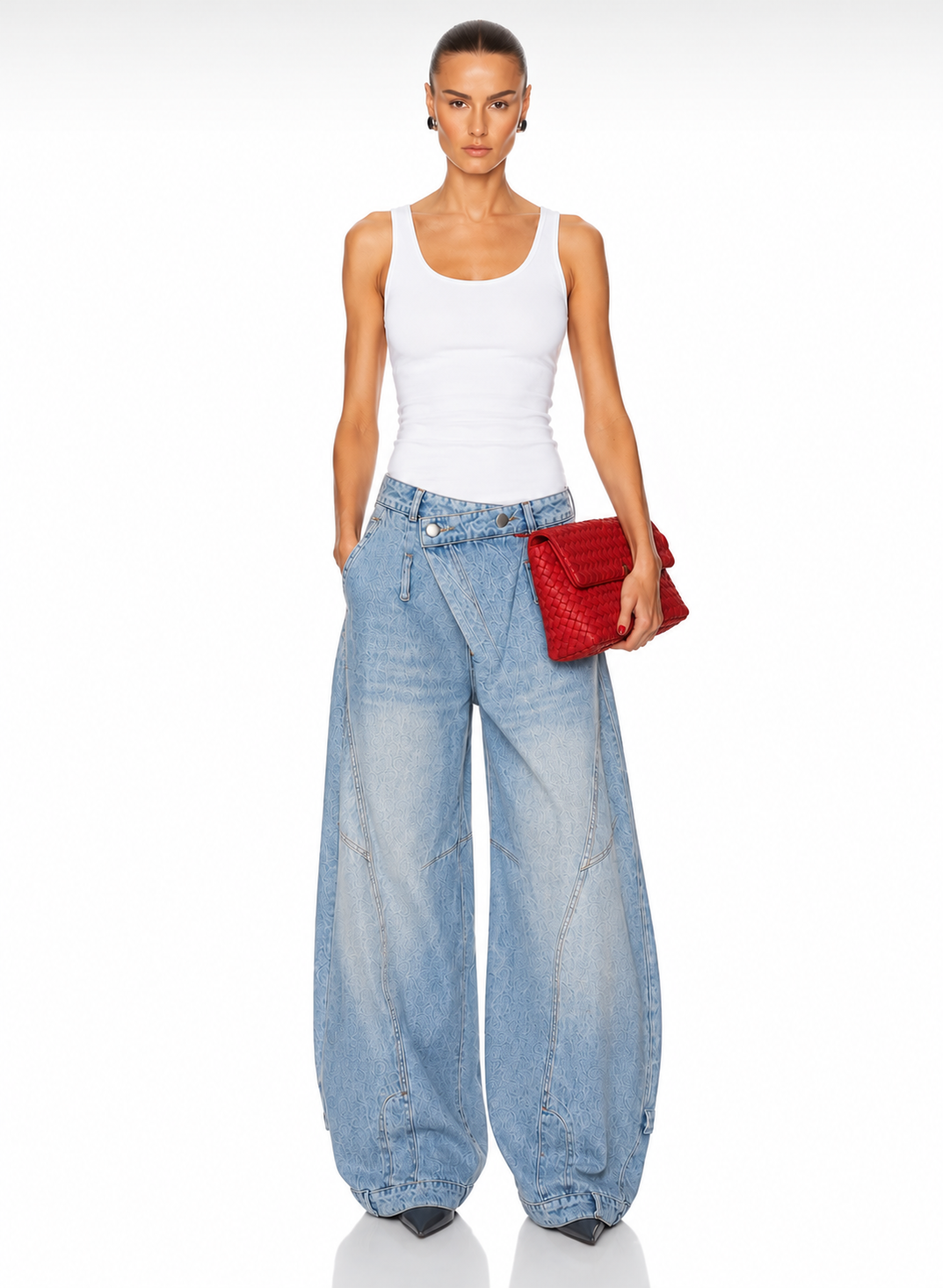Karol Crisscrossed Baggie Jeans